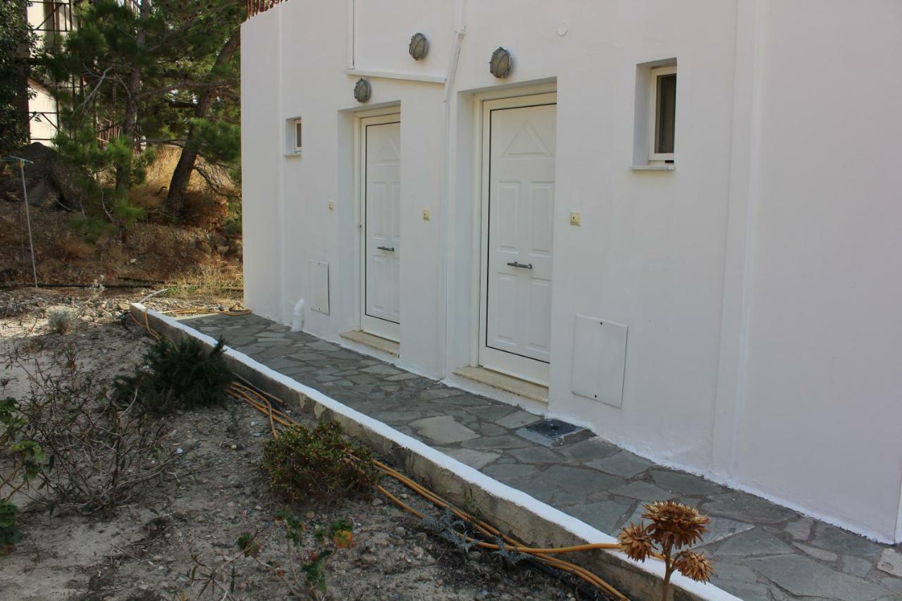 Aaron Studios Apartments Agia Fotia  Екстериор снимка