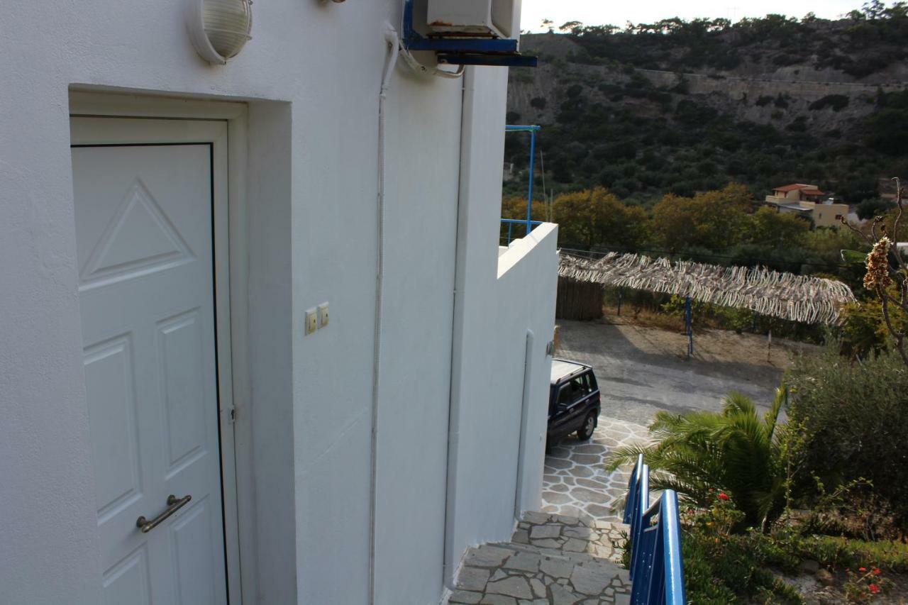 Aaron Studios Apartments Agia Fotia  Екстериор снимка
