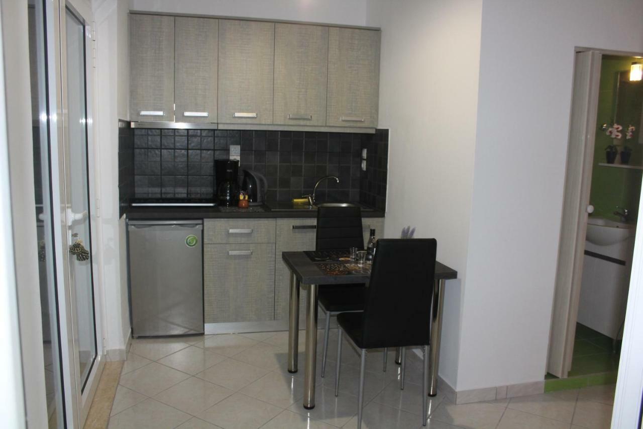 Aaron Studios Apartments Agia Fotia  Екстериор снимка