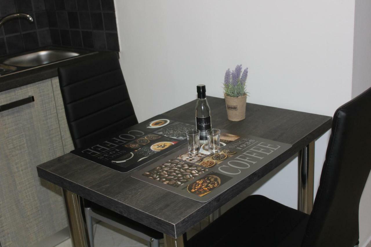 Aaron Studios Apartments Agia Fotia  Екстериор снимка