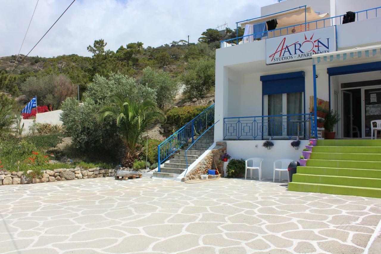 Aaron Studios Apartments Agia Fotia  Екстериор снимка